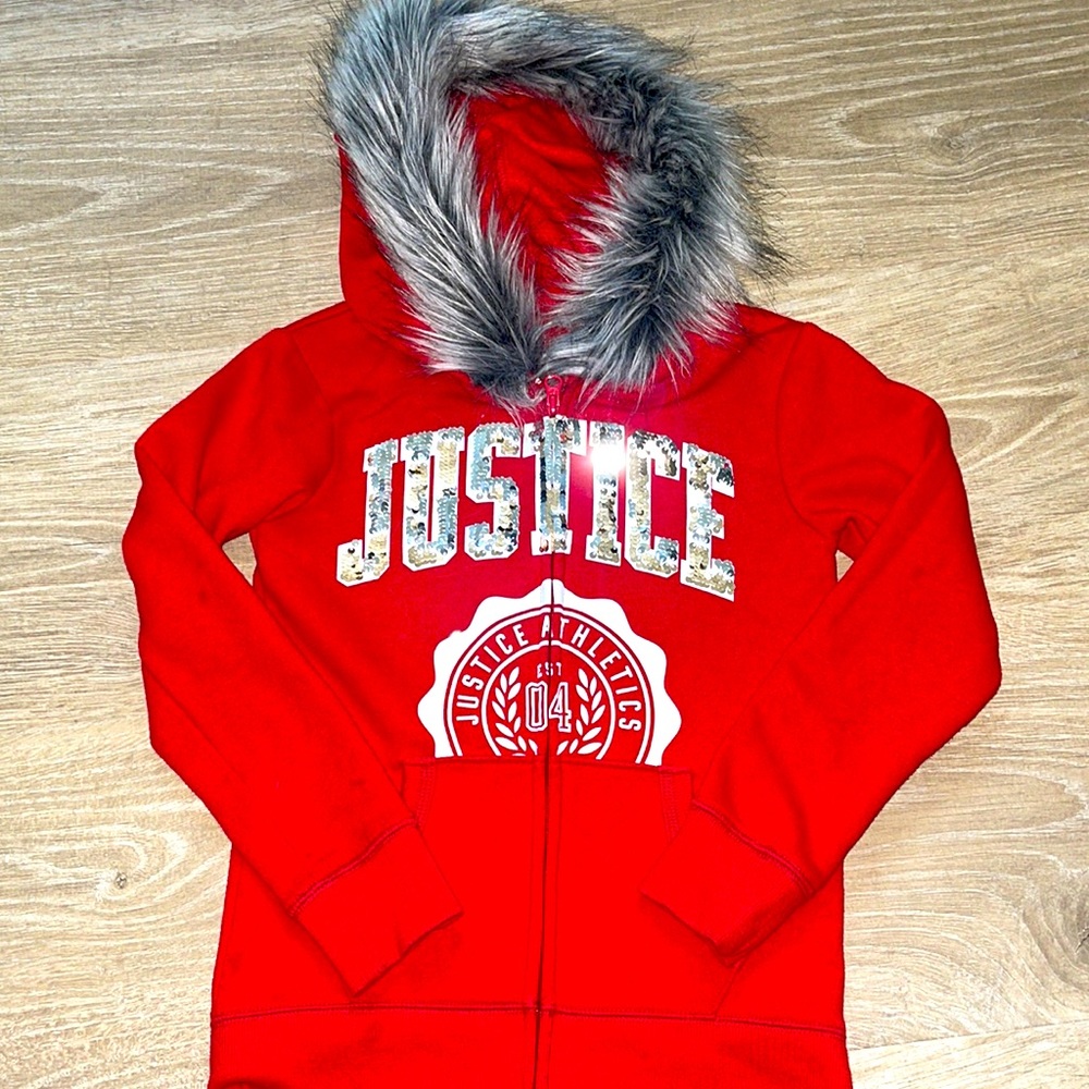 Furry hood sweatshirt